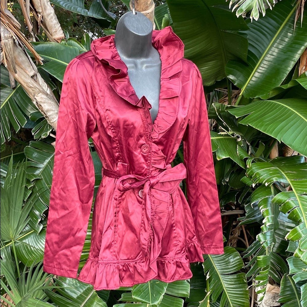 Ashley lightweight ruffled trenchcoat